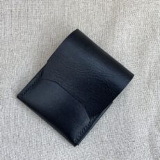 Fyfield. Leather wallet